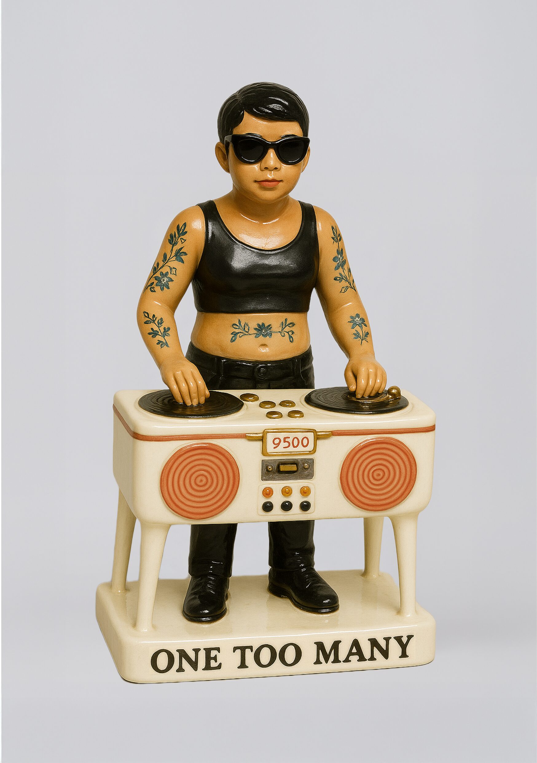 At this point, it’s harder to find an Amsterdammer without a DJ alias. Everyone’s got the tattoos, the shades, the “exclusive mix”.