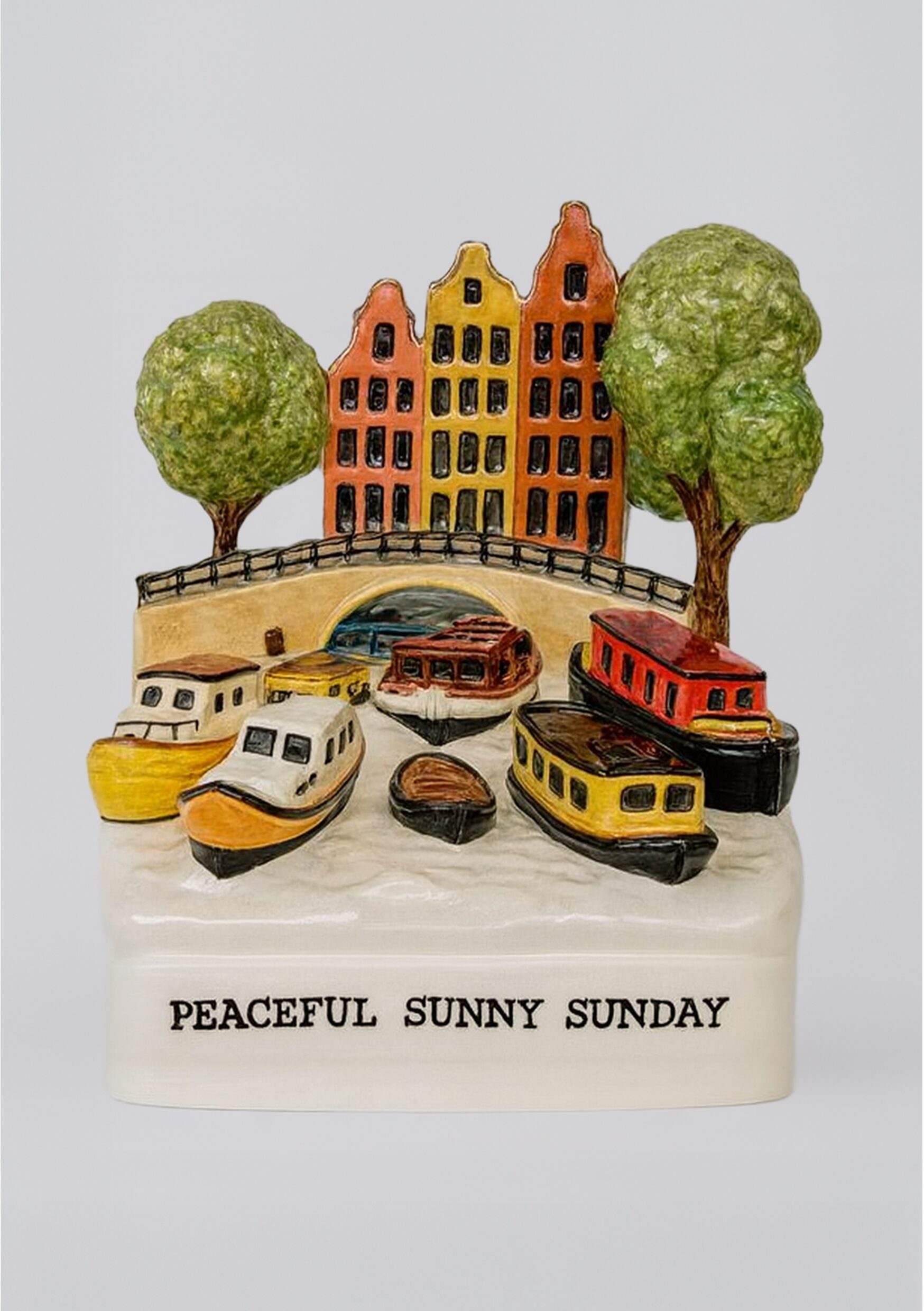 A peaceful sunny Sunday… until the clouds remember they’re Dutch.