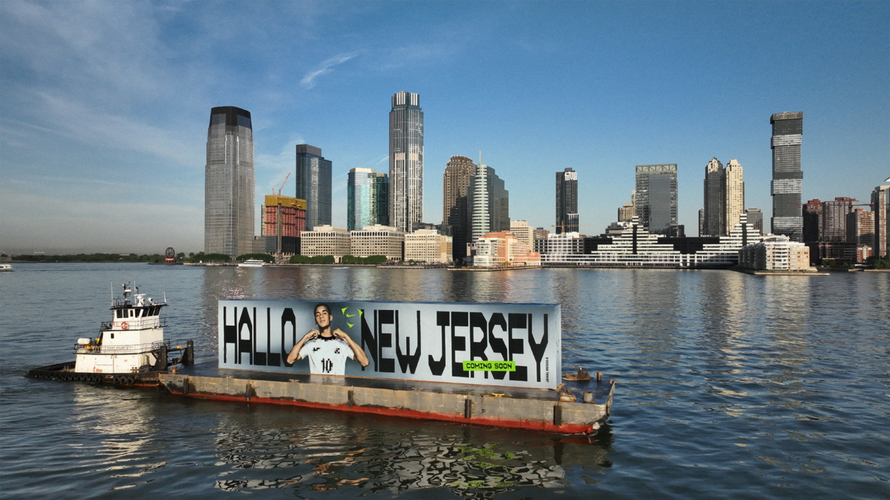 Nike teases new jersey with Jamal Musiala...in new Jersey
